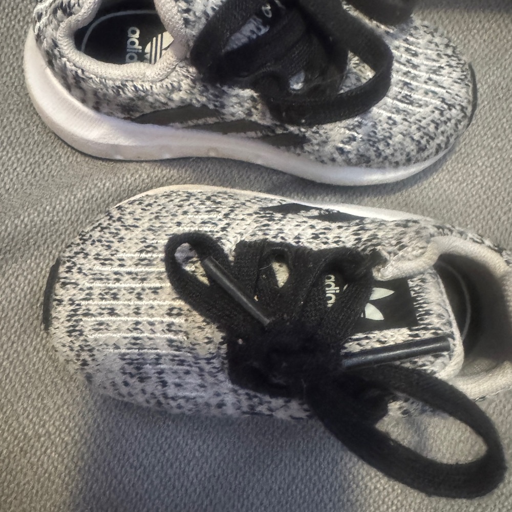 Toddler adidas swift runs